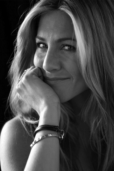 Jennifer Aniston black and white famous human design Manifestor